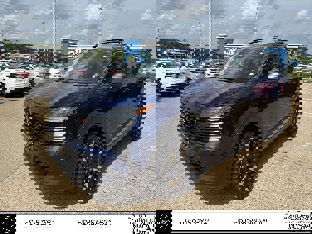 New 2025 Nissan Kicks SR image 10