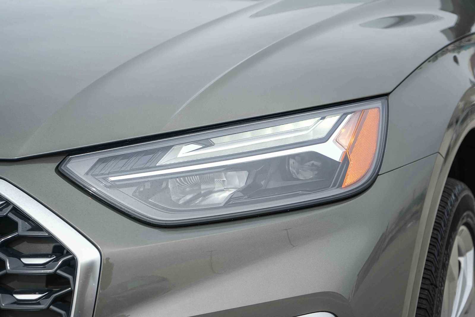 Used 2023 Audi Q5 2.0T Premium w/ Convenience Package image 5