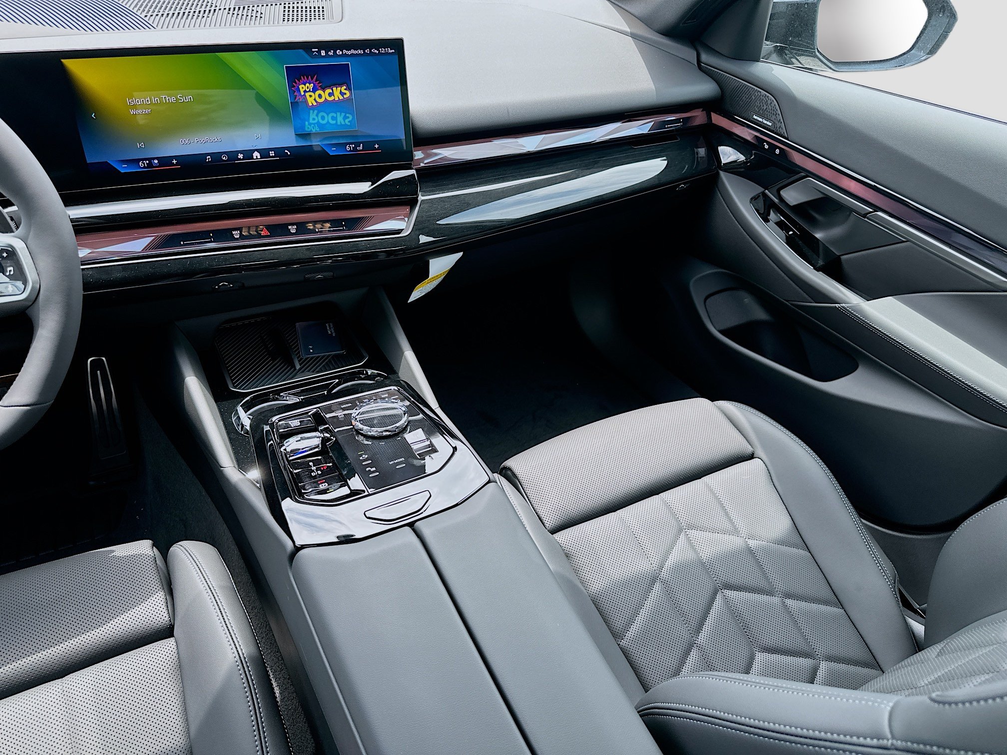 New 2027 BMW 530i xDrive AWD/4WD image 17