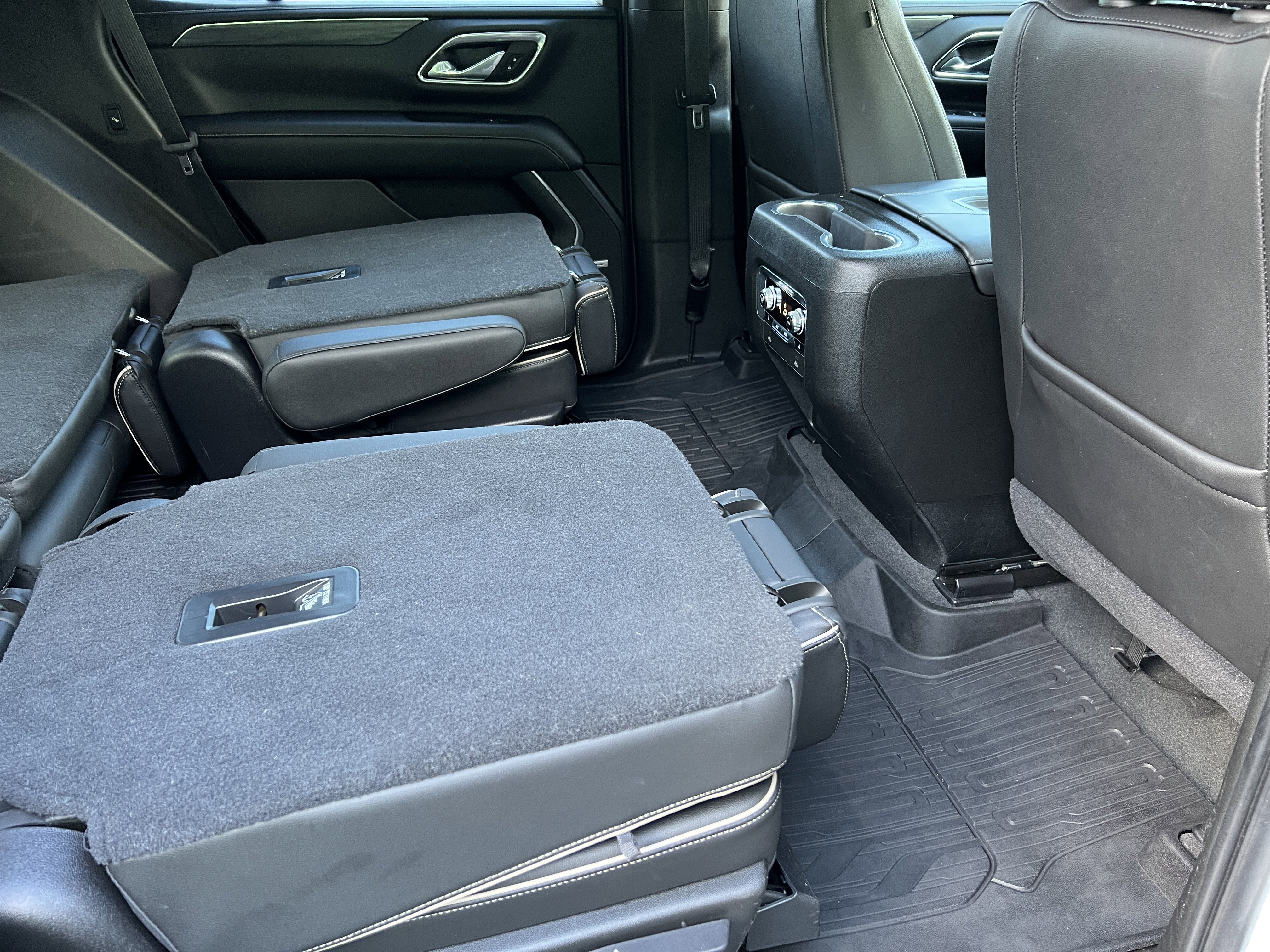 Certified 2021 GMC Yukon SLT w/ SLT Luxury Plus Package image 26