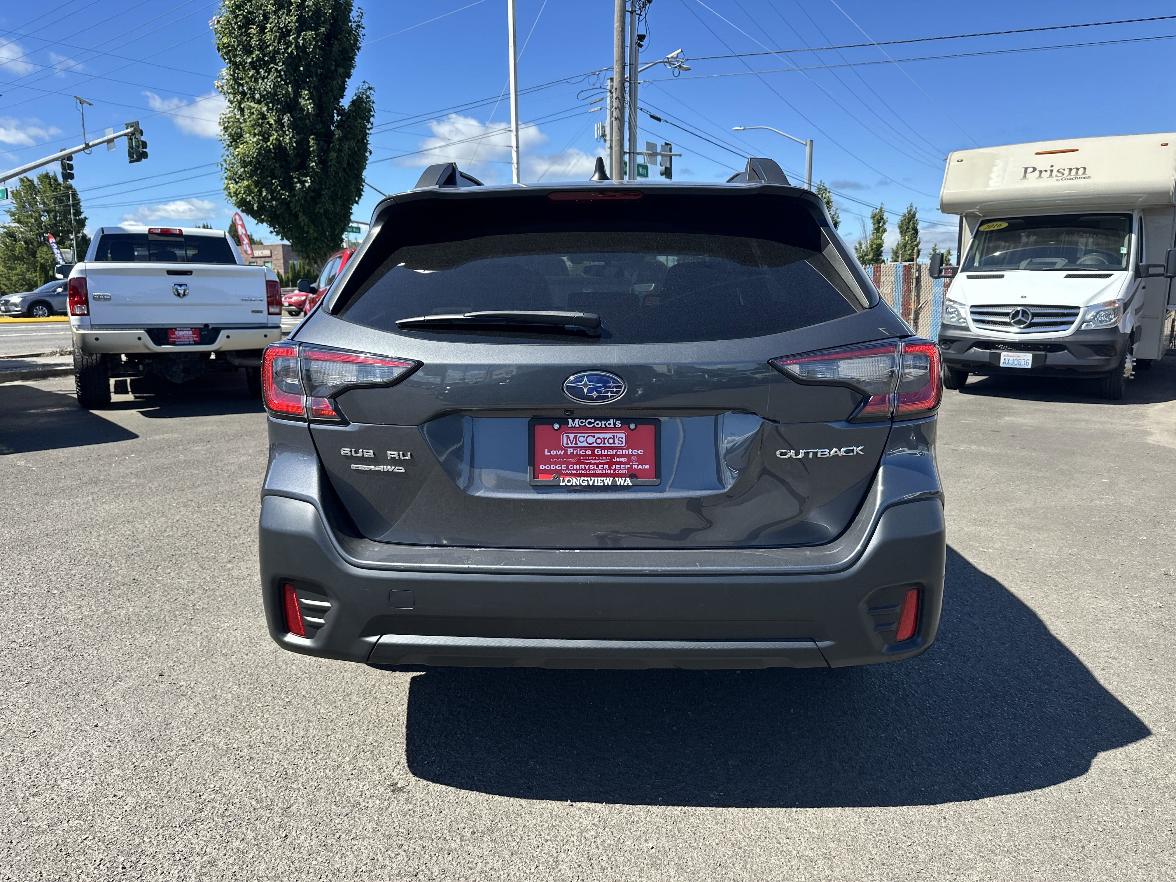 Used 2022 Subaru Outback Premium AWD/4WD image 4