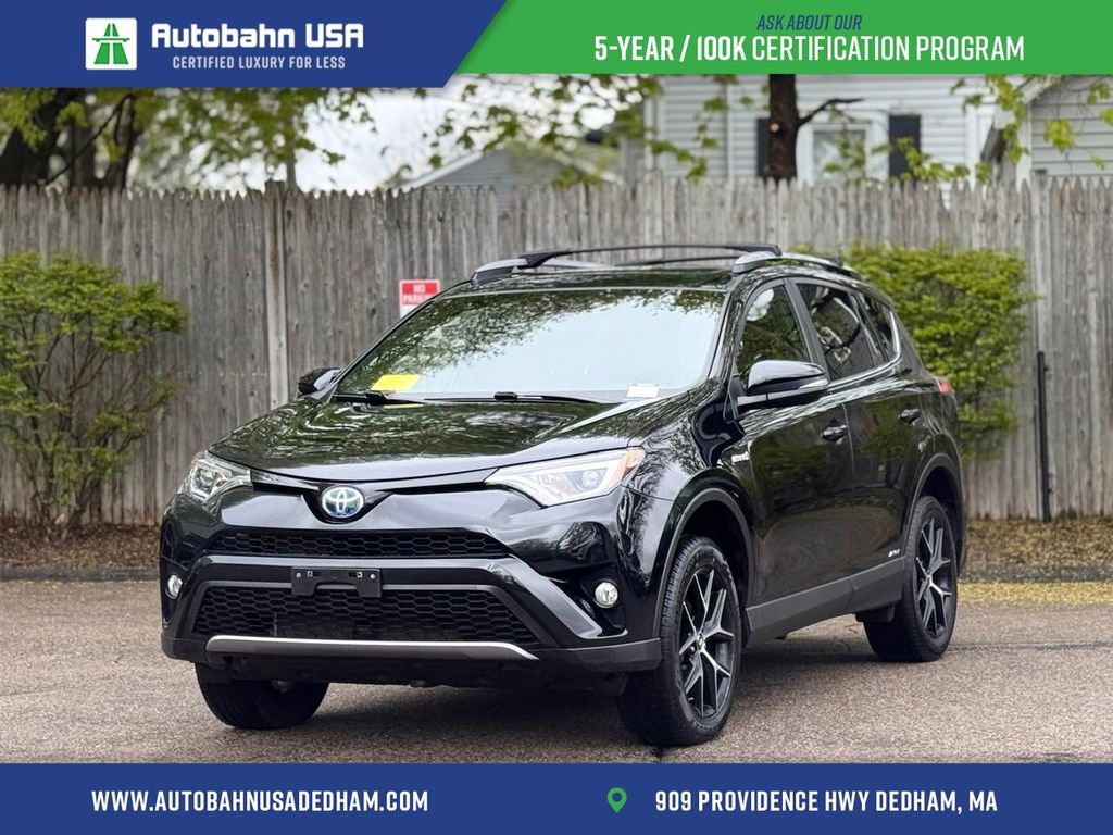 Used 2018 Toyota RAV4 SE
