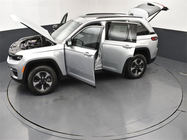 New 2025 Jeep Grand Cherokee Limited 4xe image 27
