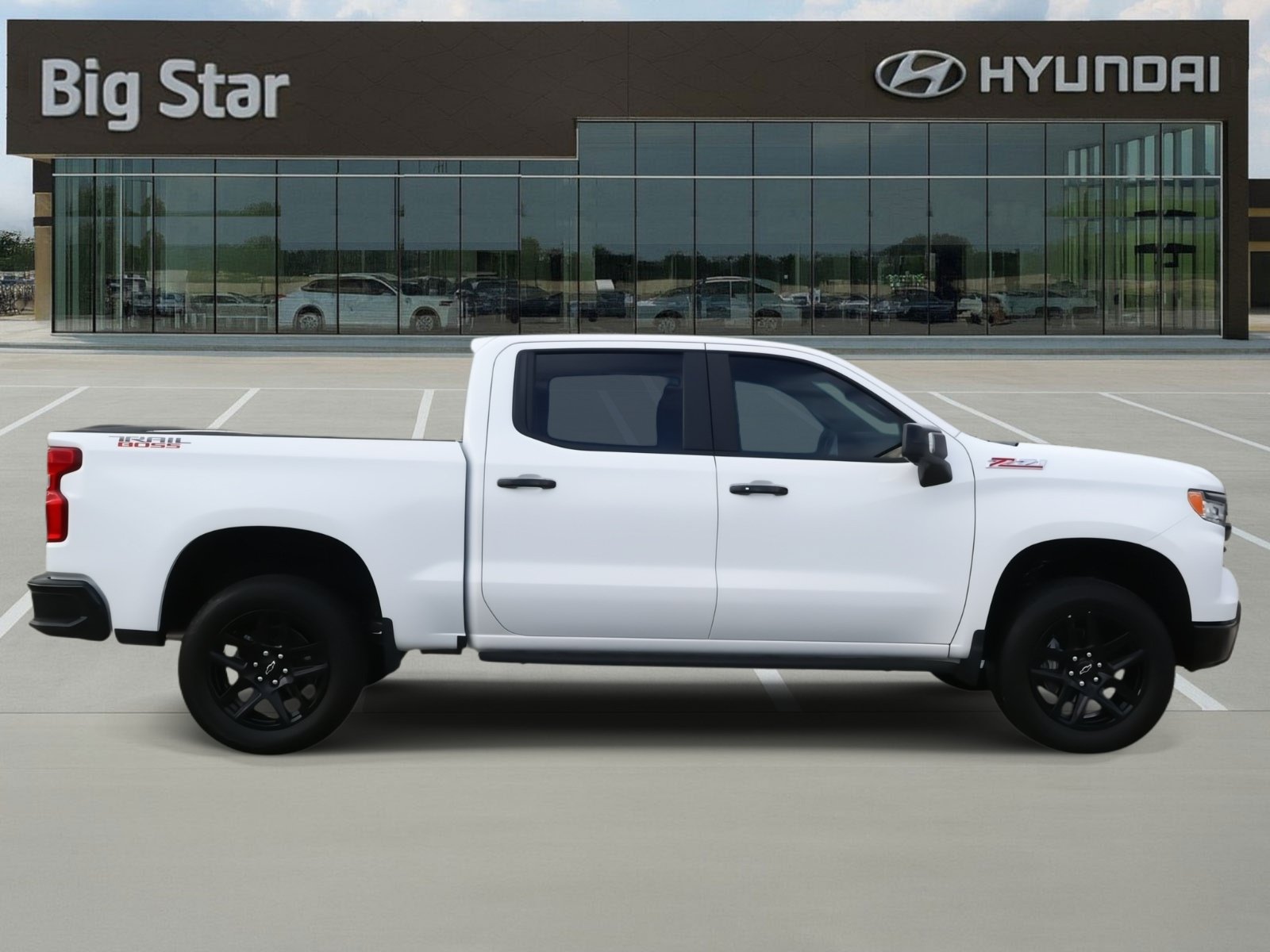 Used 2025 Chevrolet Silverado 1500 LT Trail Boss w/ LT Trail Boss Premium Package AWD/4WD image 5