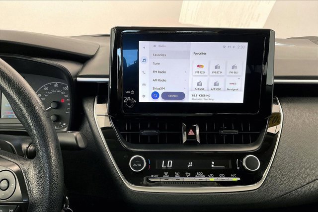Used 2024 Toyota Corolla LE image 5