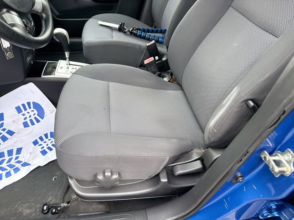 Used 2010 Chevrolet Aveo LT image 18