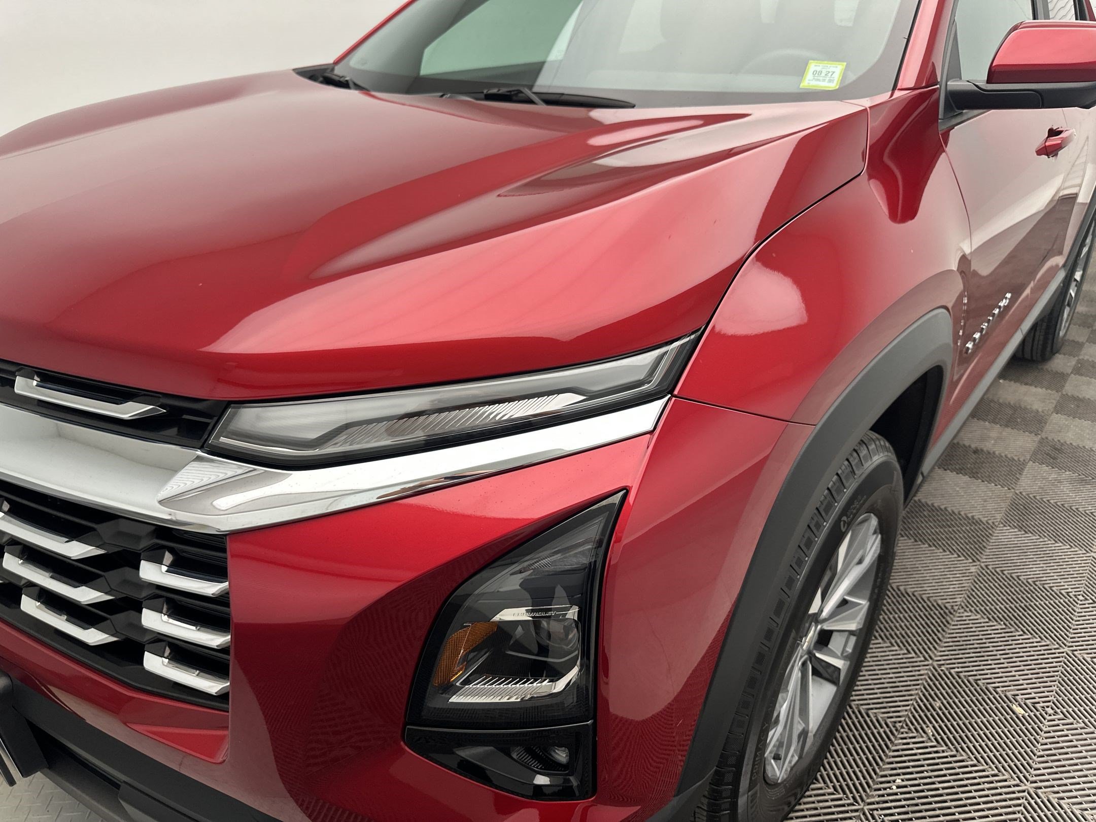 Certified 2025 Chevrolet Equinox LT w/ Safety and Technology Package AWD/4WD image 12