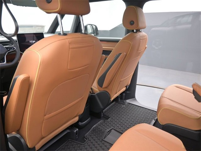 New 2025 Volkswagen ID. Buzz Pro S Plus image 16