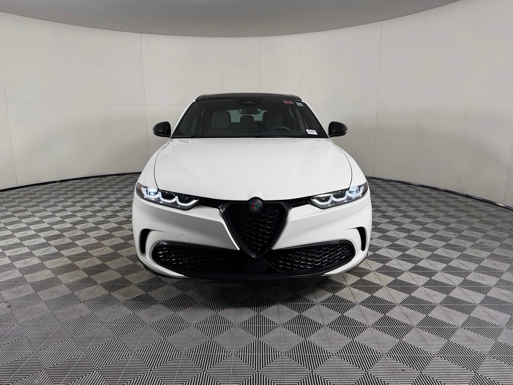 Used 2025 Alfa Romeo Tonale AWD/4WD image 4