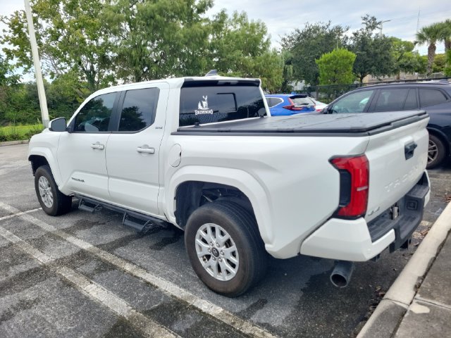 Used 2024 Toyota Tacoma SR5 w/ SR5 Upgrade Package AWD/4WD image 4