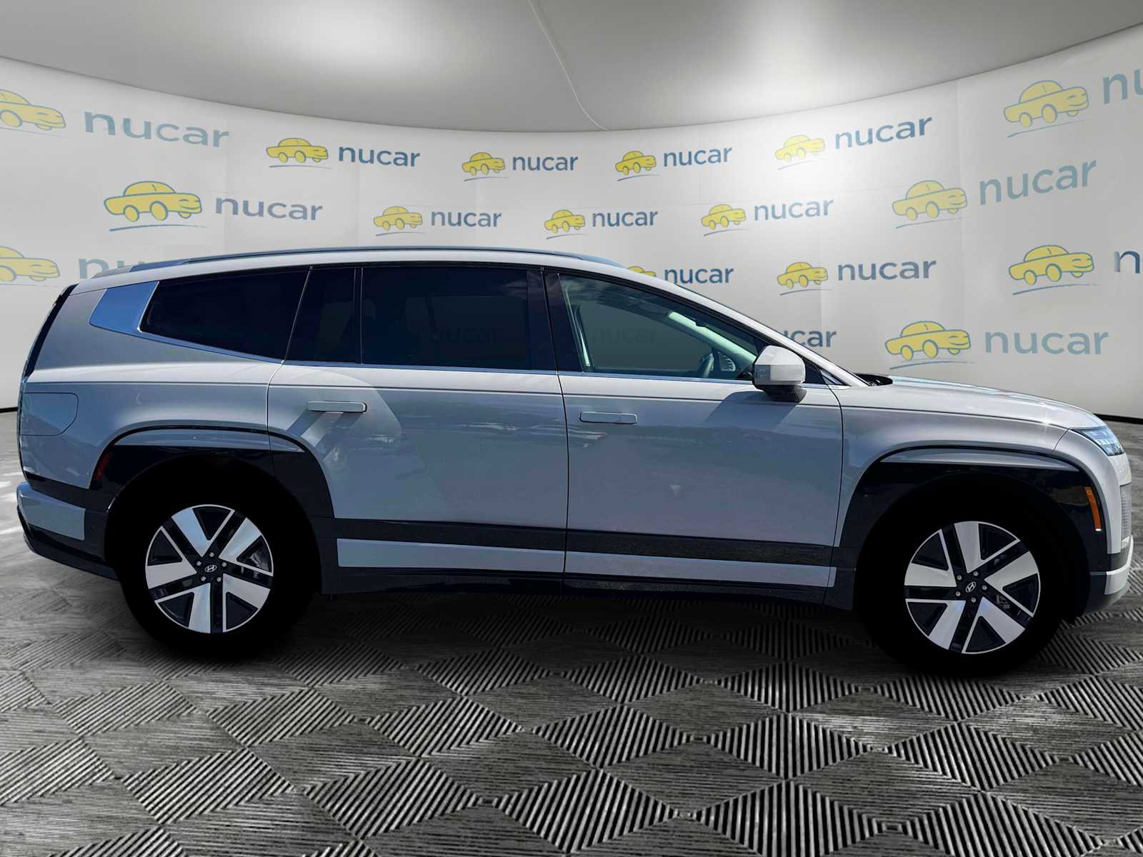 New 2026 Hyundai Ioniq 9 SEL image 10