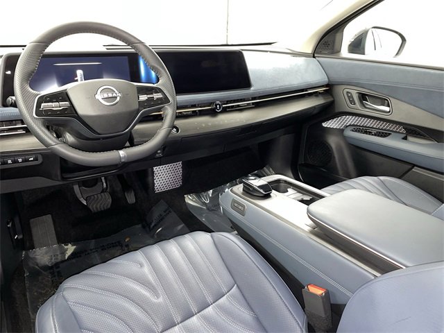 Certified 2025 Nissan Ariya Platinum image 18