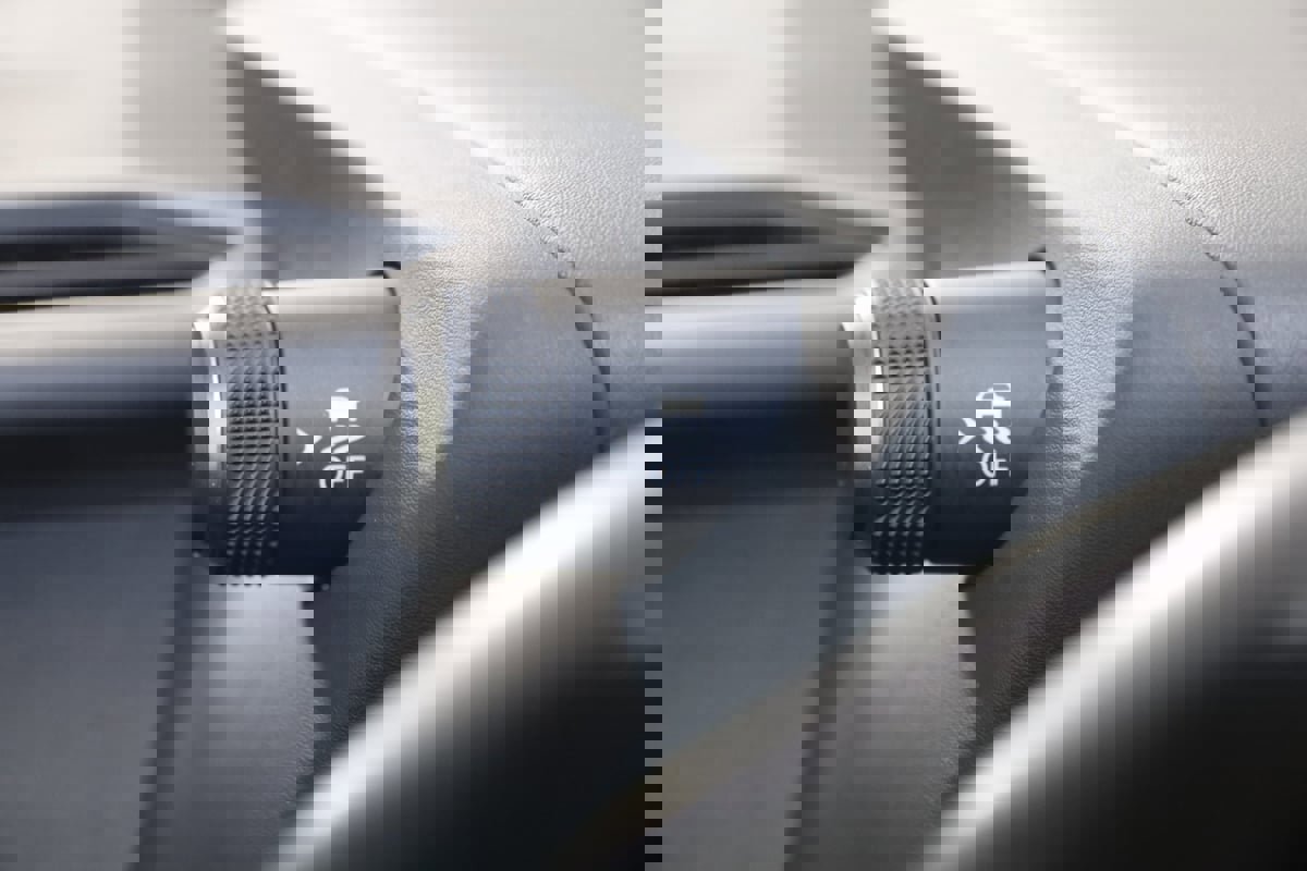 Used 2023 Lexus UX 250h AWD w/ Accessory Package (Z2) image 29