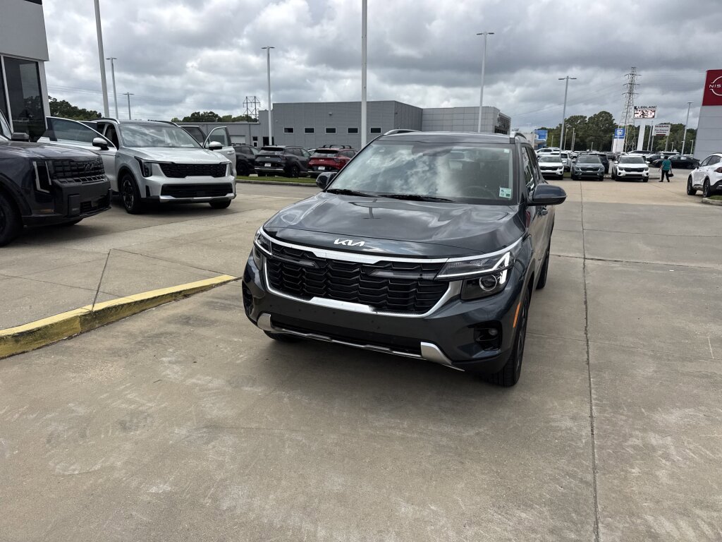 Used 2026 Kia Seltos S FWD image 4