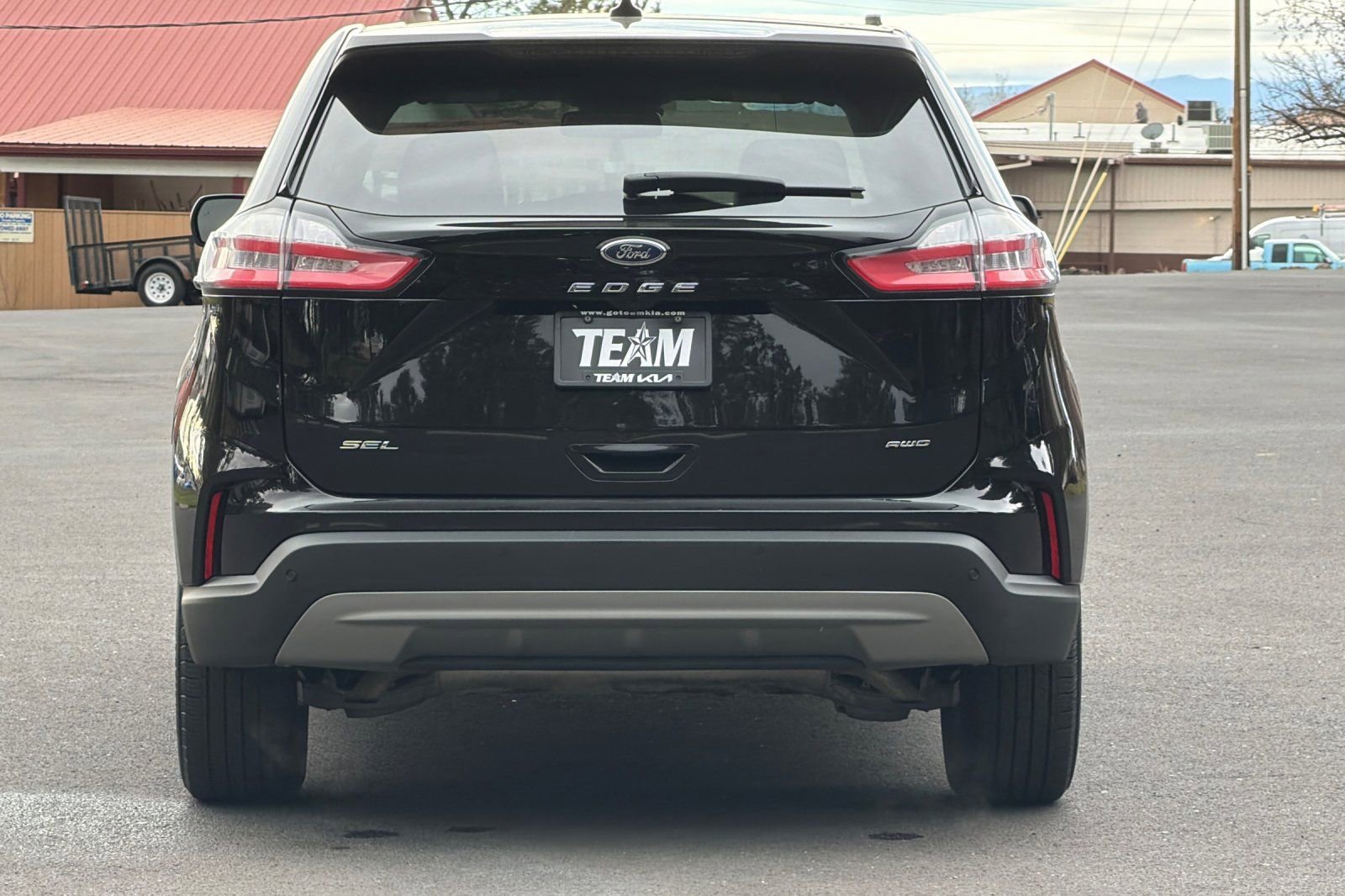 Used 2024 Ford Edge SEL image 5