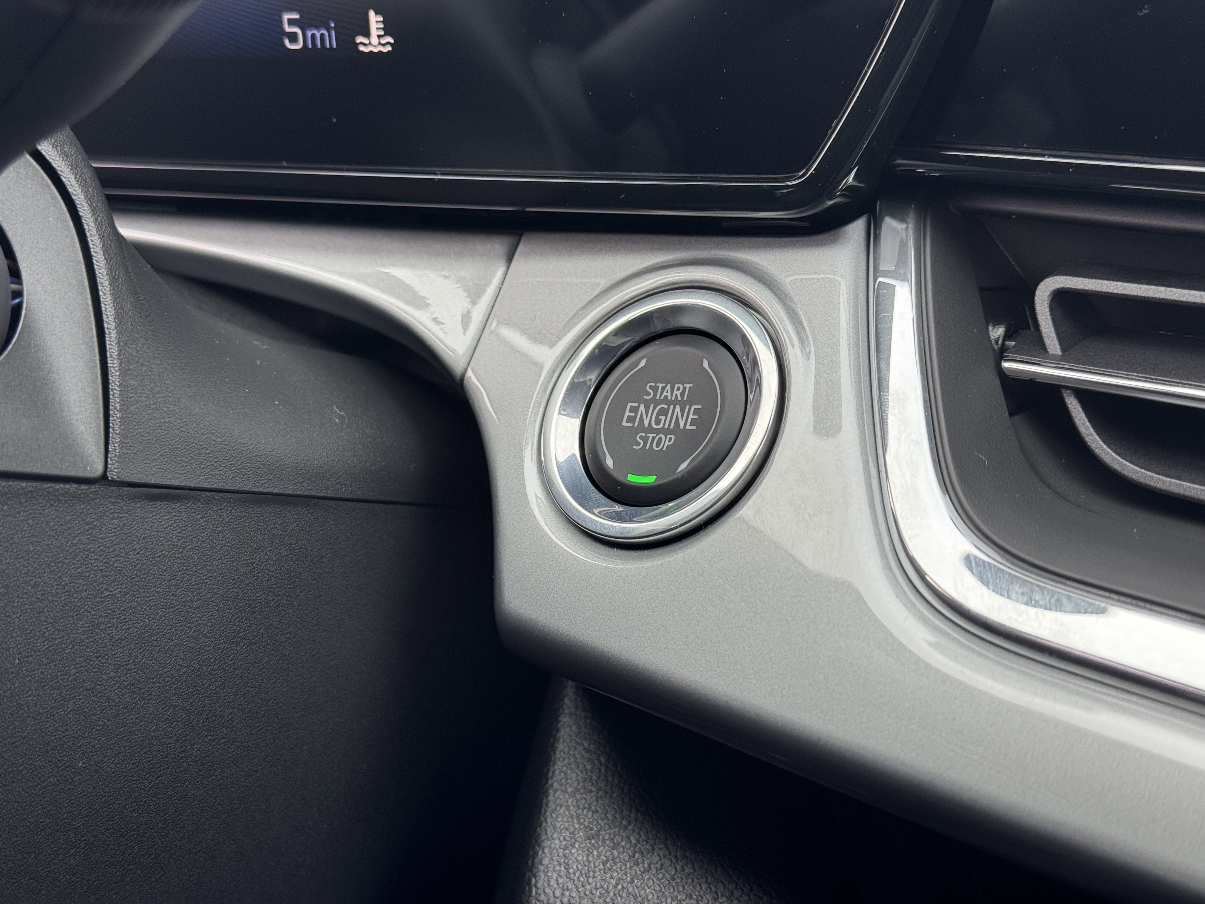 New 2026 Chevrolet Trax LT w/ Driver Confidence Package image 24