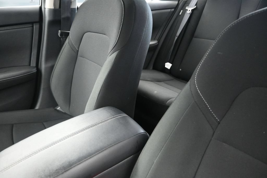 Used 2025 Nissan Sentra S FWD image 14