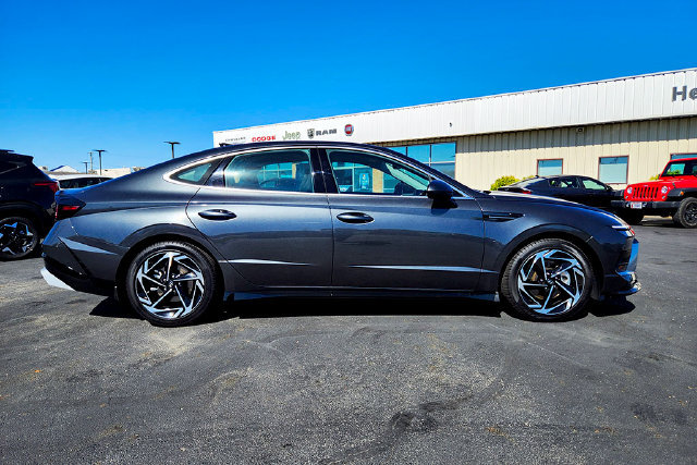 Used 2026 Hyundai Sonata SEL AWD/4WD image 28