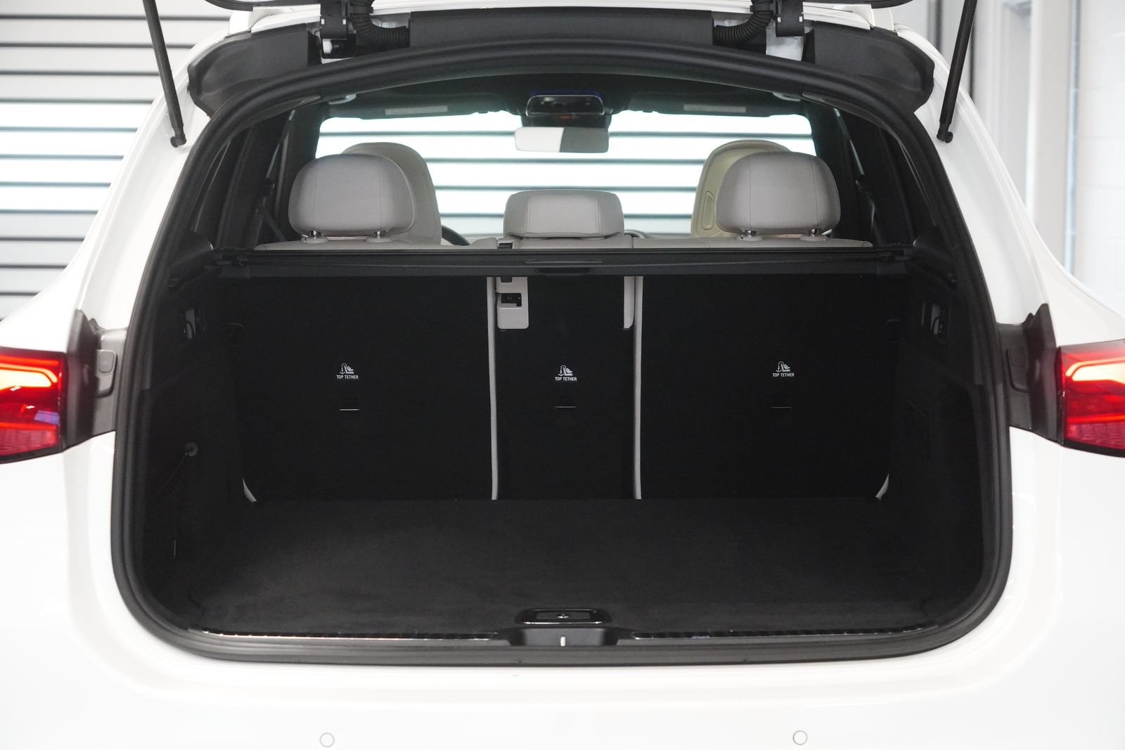 Used 2026 Mercedes-Benz GLC 300 4MATIC image 29