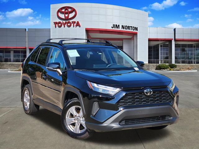 Used 2025 Toyota RAV4 XLE w/ Convenience Package FWD video 1