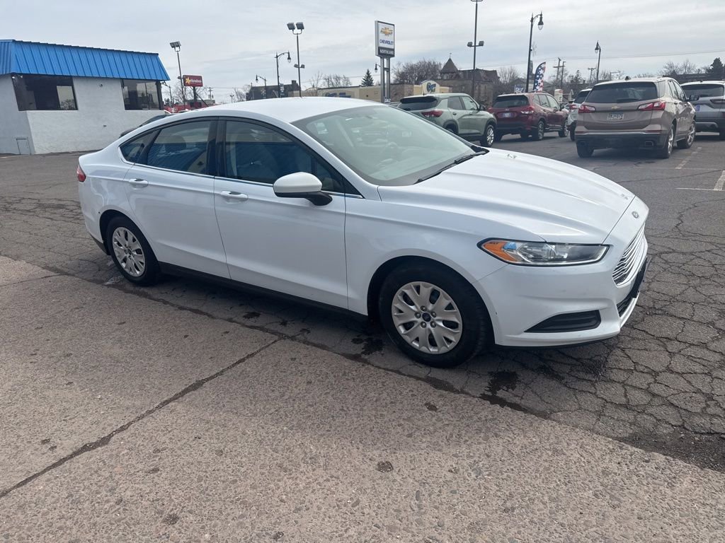 Used 2014 Ford Fusion S image 5