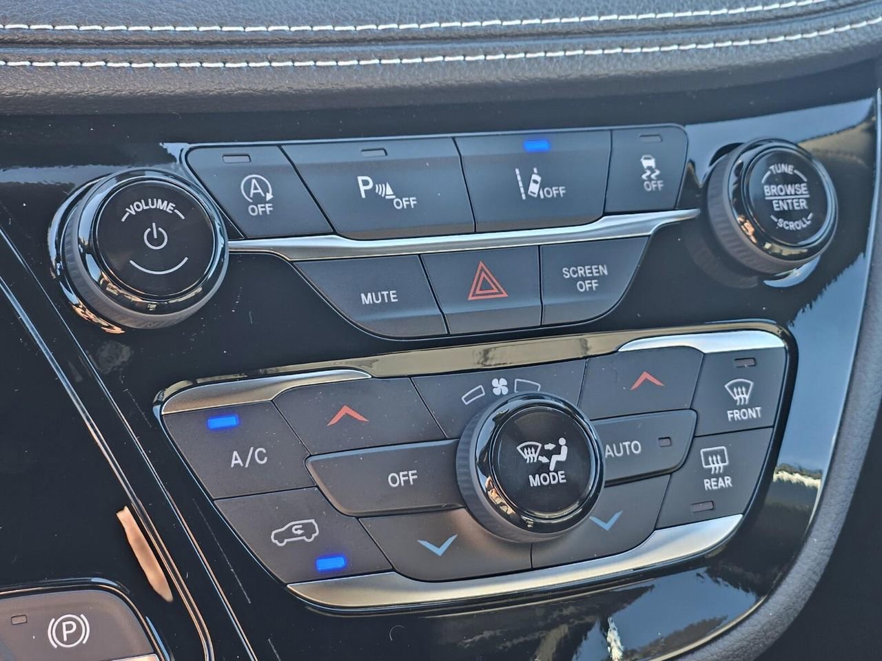 New 2026 Chrysler Pacifica Select image 20