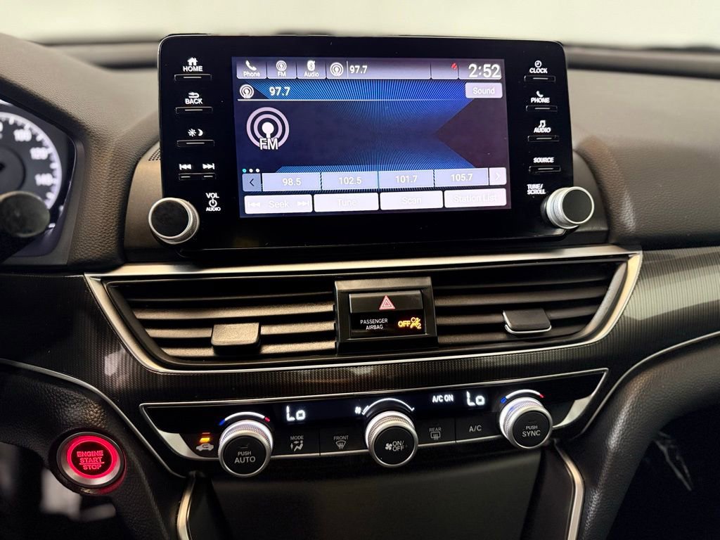Used 2018 Honda Accord Sport image 14