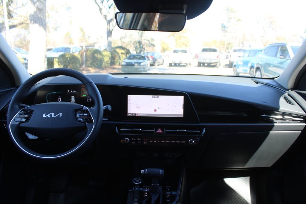 New 2026 Kia Niro EX FWD image 24