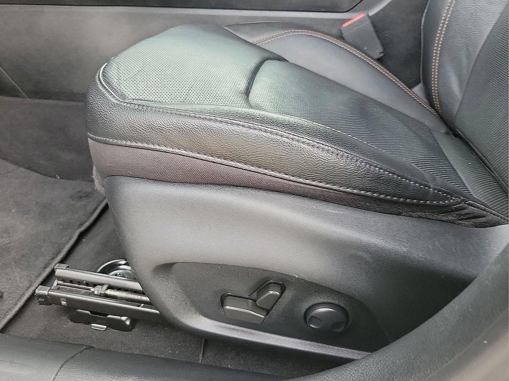 Used 2022 Jeep Compass Limited w/ Elite Group image 12