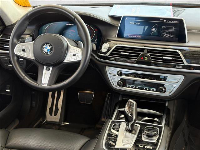 Used 2022 BMW M760i xDrive w/ Luxury Rear Seating Package image 30