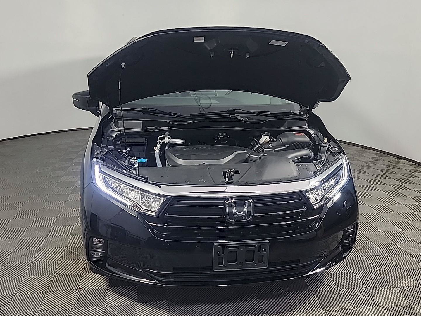 Certified 2024 Honda Odyssey EX-L image 12