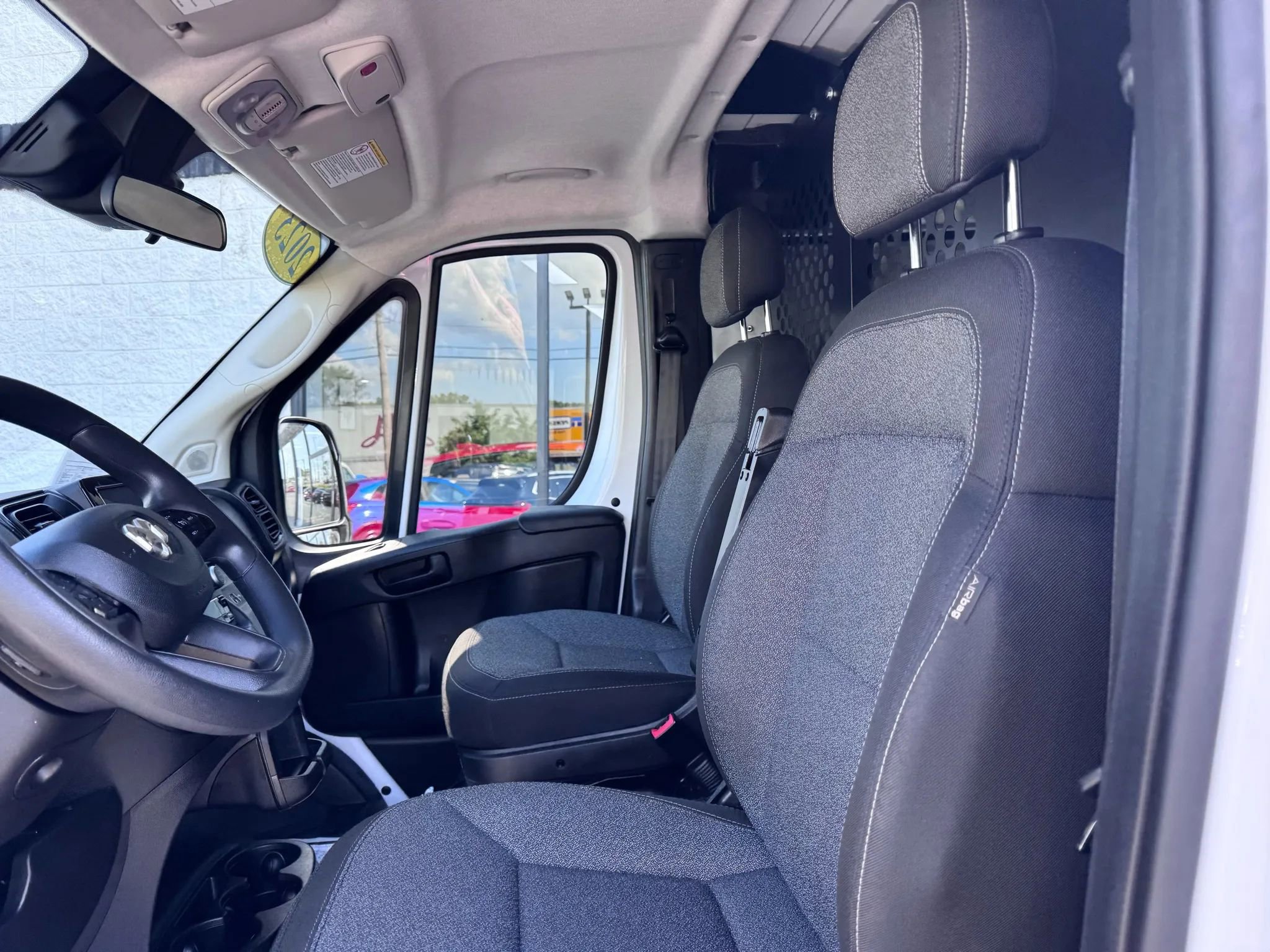 Used 2023 RAM ProMaster 2500 image 10