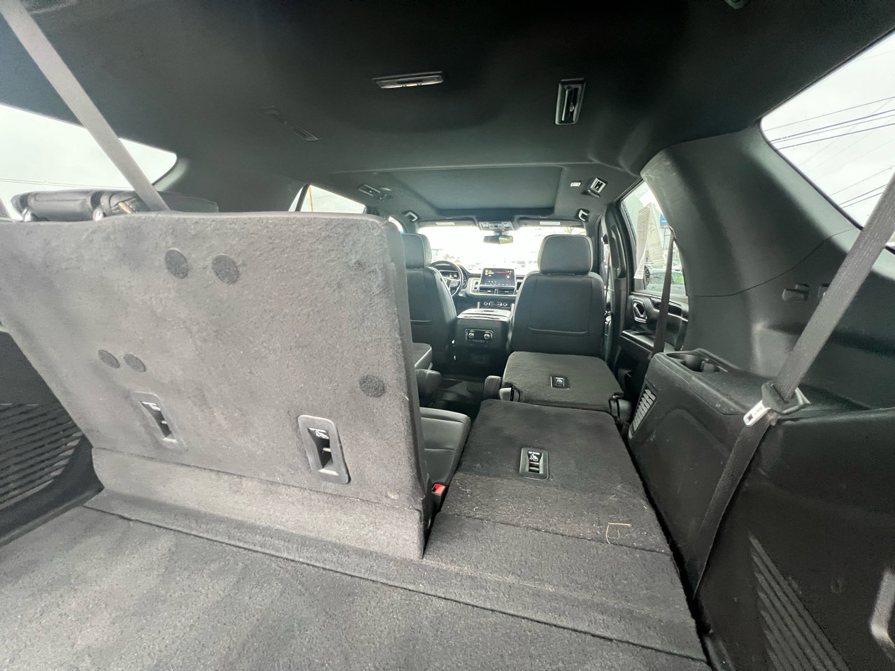 Used 2022 GMC Yukon SLT w/ SLT Premium Package image 44