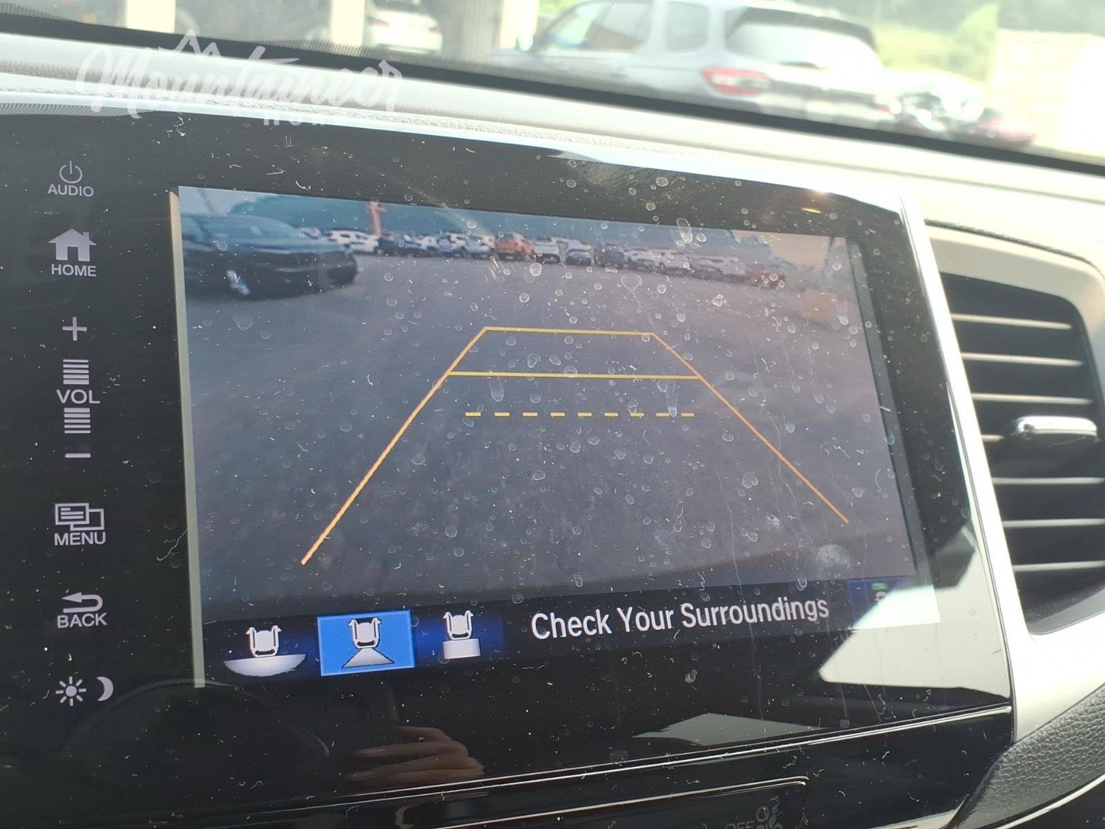 Used 2018 Honda Pilot Elite image 30