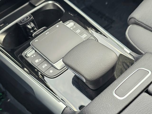 Certified 2022 Mercedes-Benz GLB 250 4MATIC image 33