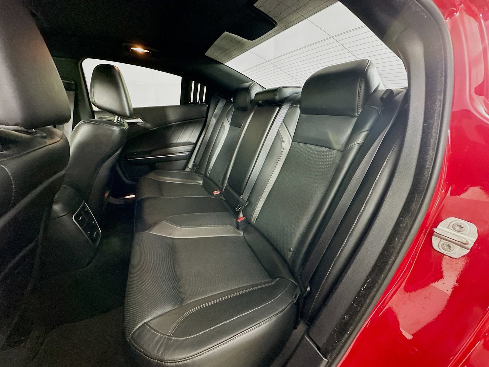 Used 2015 Dodge Charger SXT w/ AWD Plus Group image 30
