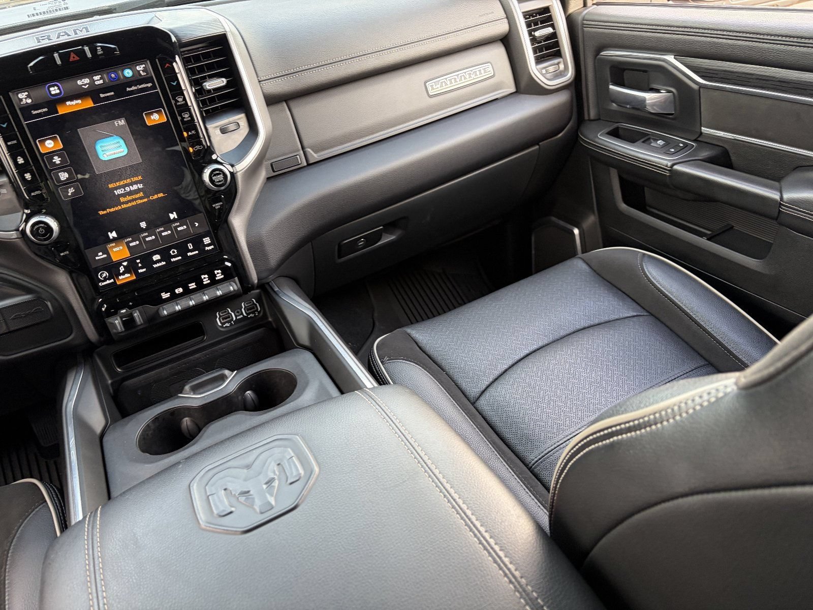 Used 2023 RAM 2500 Laramie AWD/4WD image 16
