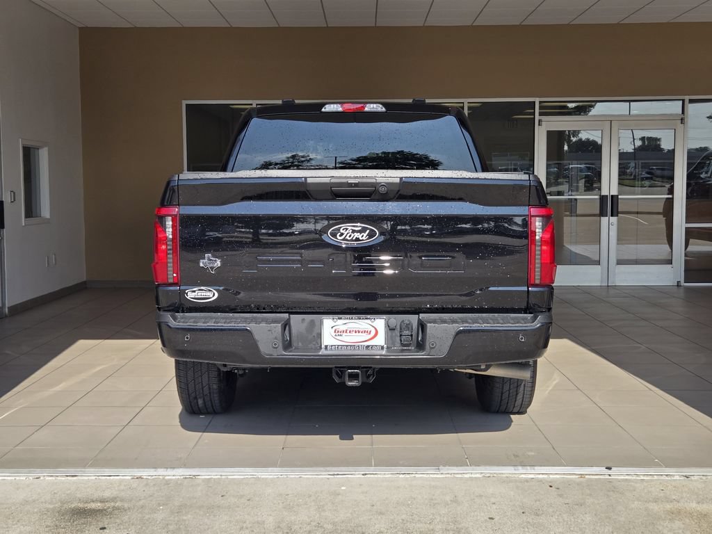 Used 2024 Ford F150 XLT w/ XLT Black Appearance Package RWD image 6