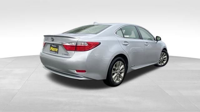 Used 2015 Lexus ES 300h image 5