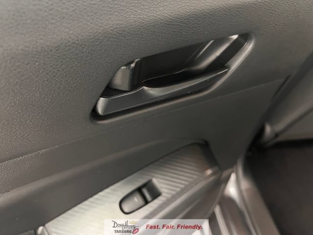 Used 2025 Nissan Altima 2.5 SV FWD image 31