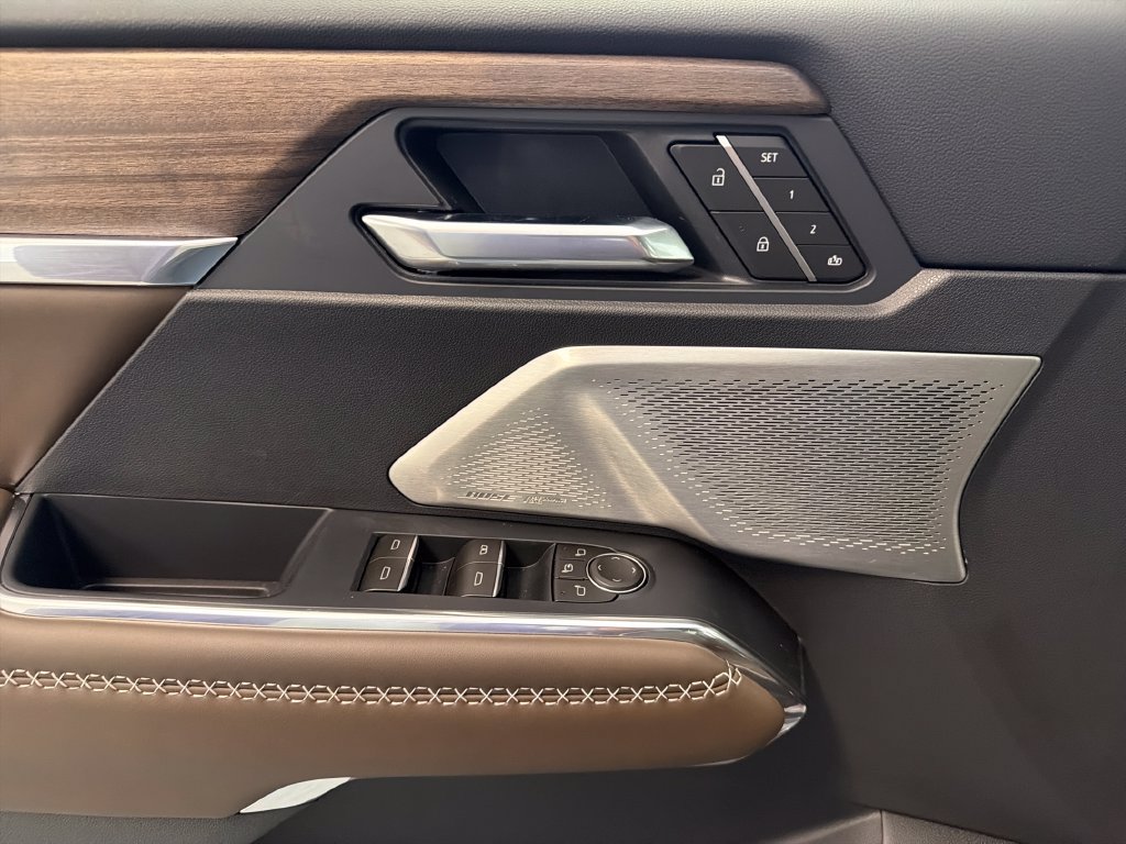 New 2027 GMC Acadia Denali Ultimate w/ LPO, Floor Liner Package FWD image 14
