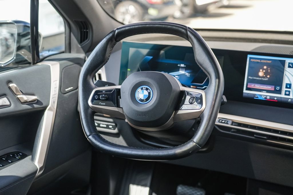 Used 2024 BMW iX xDrive50 image 15