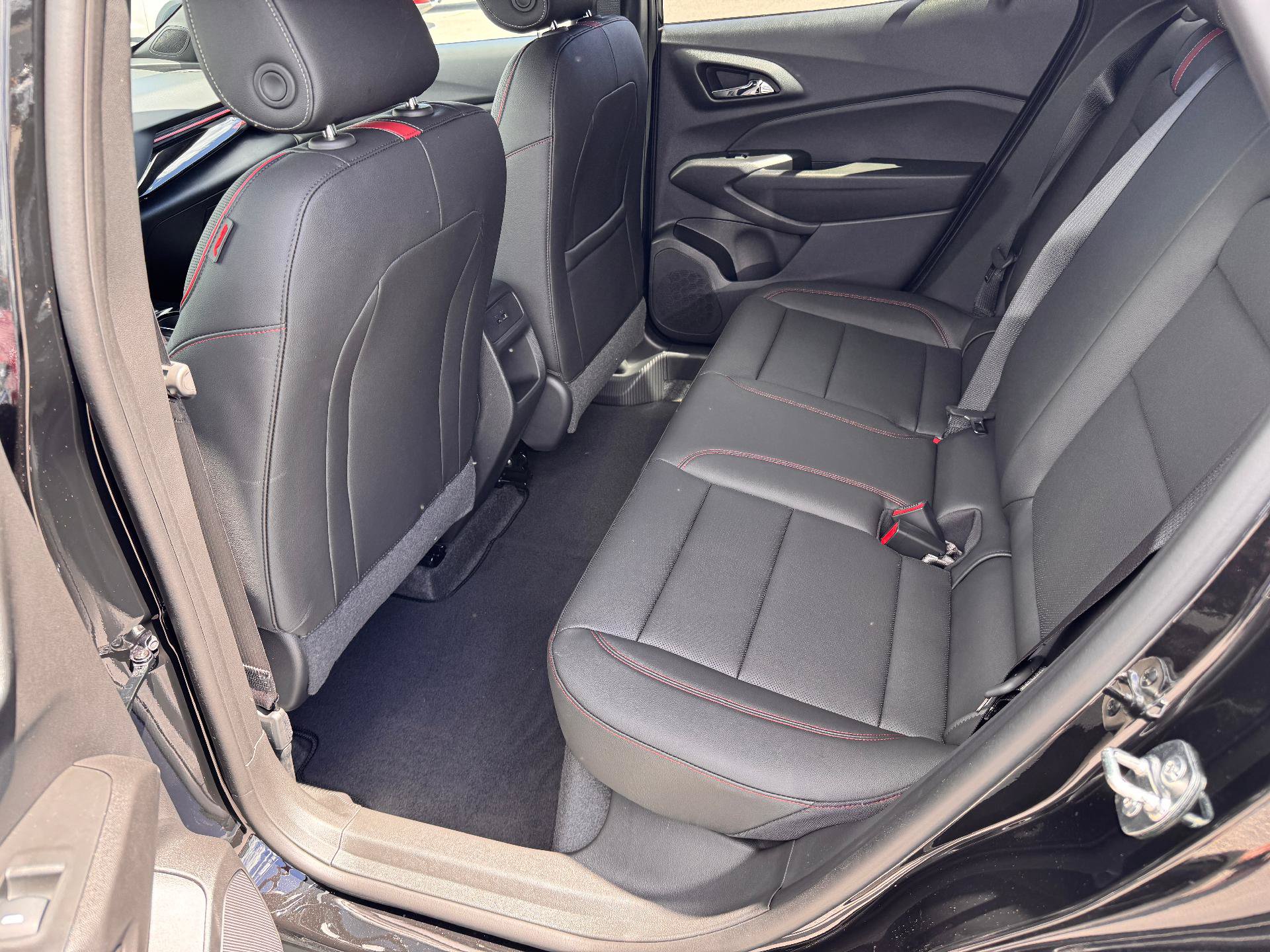 New 2026 Chevrolet Trax RS w/ Driver Confidence Package FWD image 14