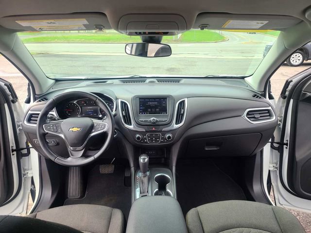 Used 2021 Chevrolet Equinox LT AWD/4WD image 11