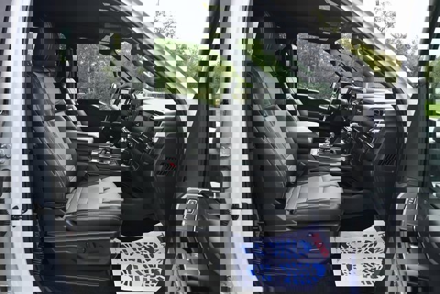 Used 2022 Ford F150 XLT w/ Equipment Group 302A High image 19