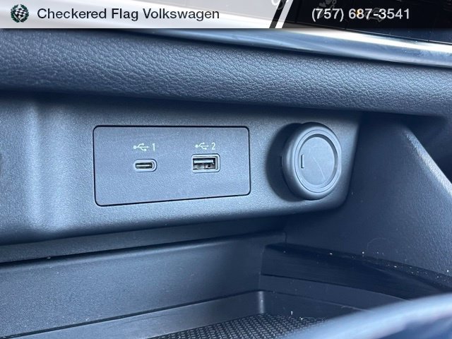 Used 2023 Nissan Rogue SV AWD/4WD image 40