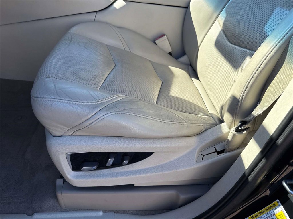 Used 2015 Cadillac Escalade ESV Premium image 21