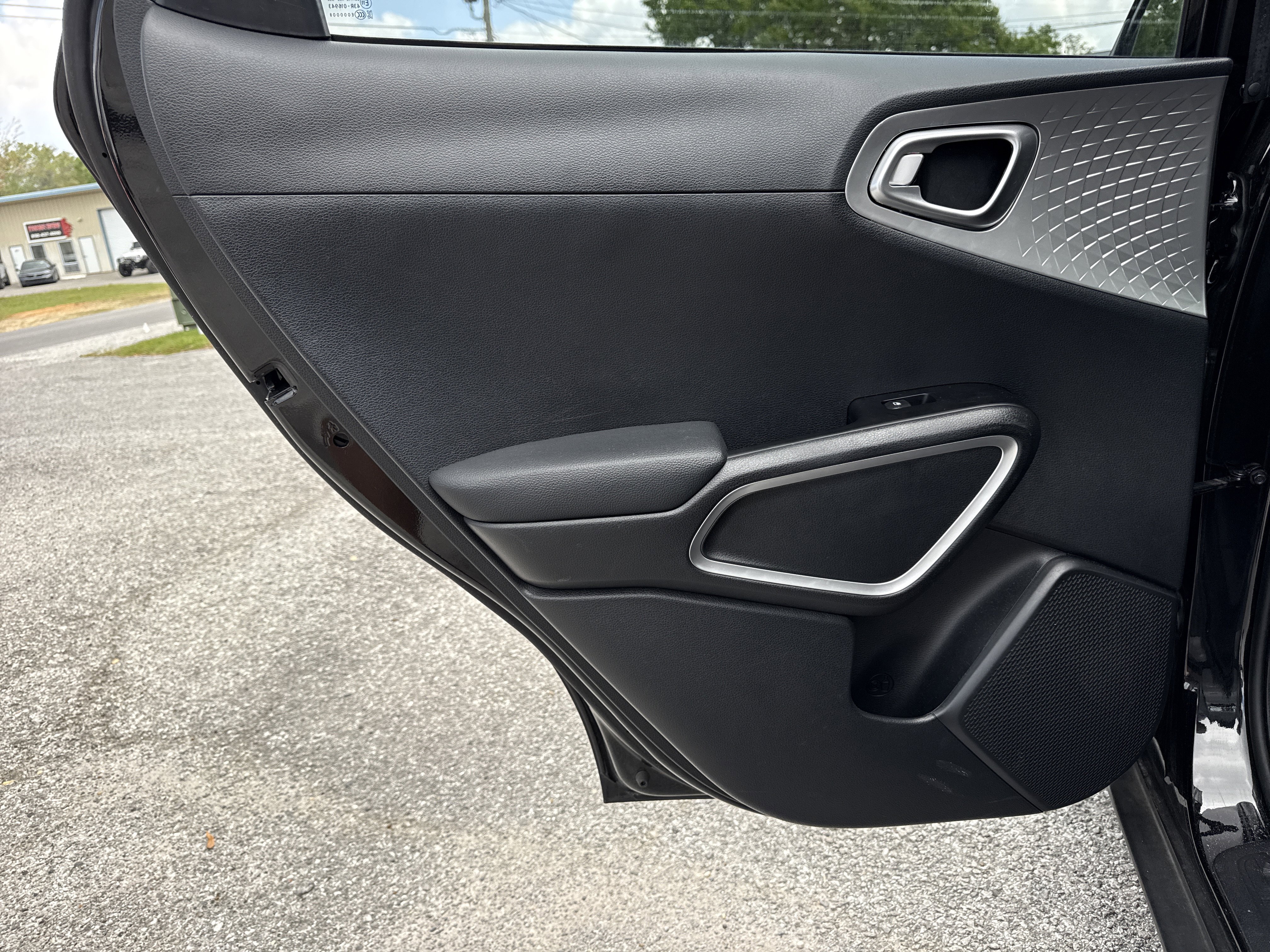 Used 2025 Kia Soul LX w/ LX Technology Package image 27