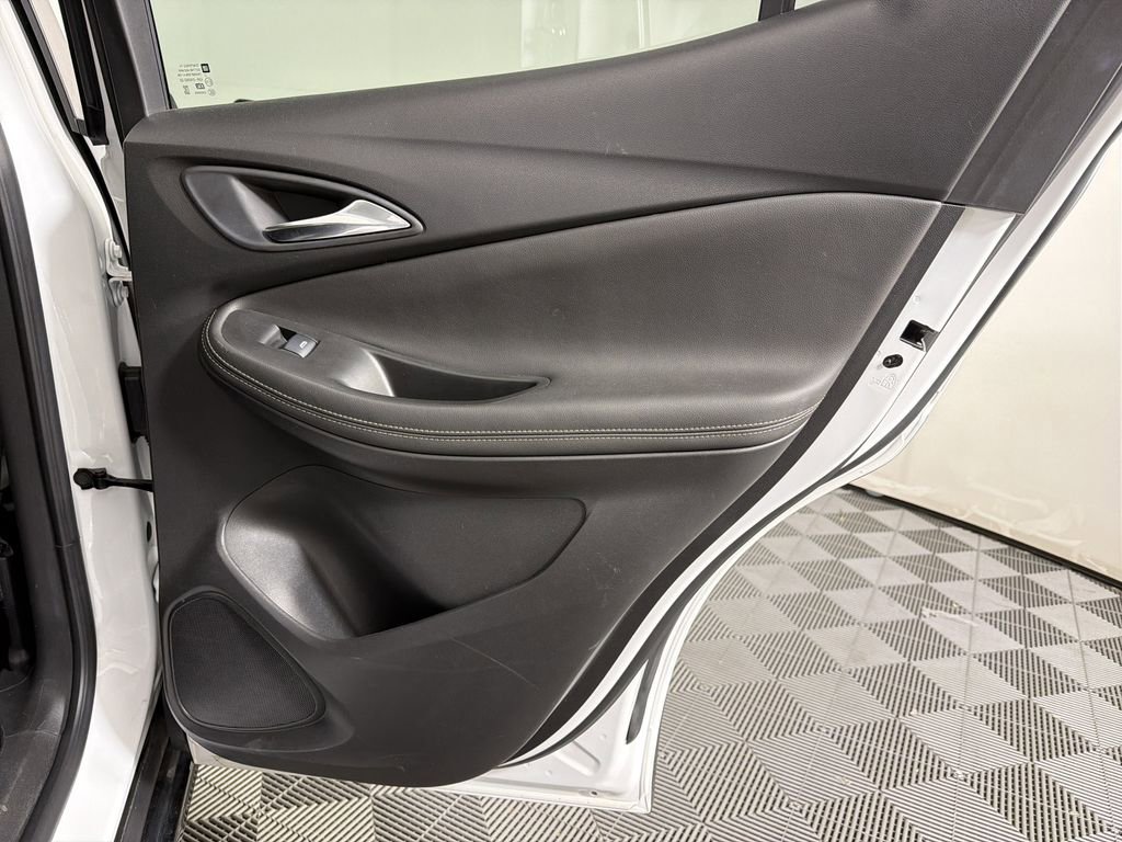 Used 2024 Buick Encore GX Sport Touring image 14