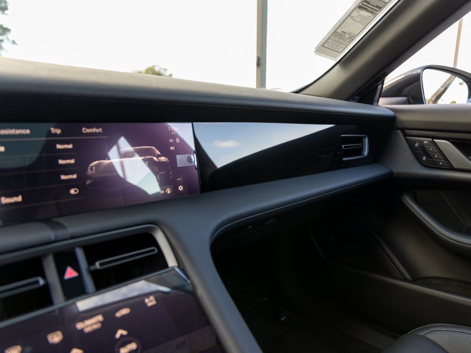 New 2026 Porsche Taycan AWD/4WD image 33
